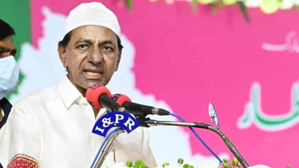 ఎల్బీ స్టేడియంలో కేసీఆర్ ‘ఇఫ్తార్ విందు’: ట్రాఫిక్ ఆంక్షలు, మళ్లింపులు ఇలా