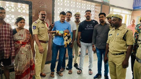 హైదరాబాద్ అఫ్జల్ గంజ్‌లో 2 నెలల పాప కిడ్నాప్ కథ సుఖాంతం: నిందితుల అరెస్ట్ ఇలా