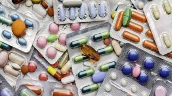 651 అత్యవసర మందుల ధరలు తగ్గాయి: ఏప్రిల్ నుంచే అమల్లోకి