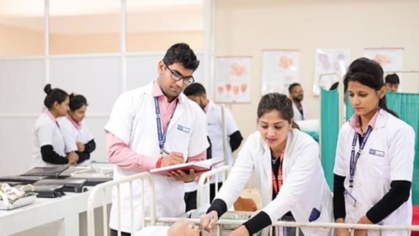 Nursing Colleges: దేశంలో 157 నర్సింగ్ కాలేజీల ఏర్పాటుకు కేంద్ర కేబినెట్ ఆమోదం..