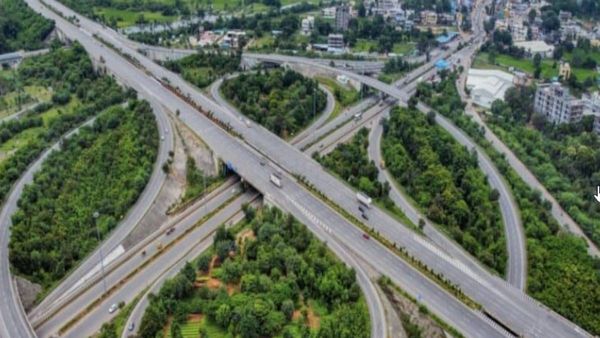 హైదరాబాద్ ఓఆర్ఆర్ 30 ఏళ్లకు లీజు: రూ. 7380 కోట్లు, ఏ సంస్థ దక్కించుకుందంటే?