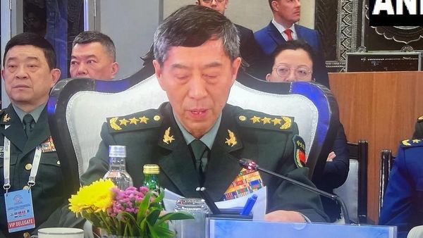 ఢిల్లీ గడ్డపై చైనా మంత్రి: రాజ్‌నాథ్ సింగ్ సమక్షంలో.. కీలక వ్యాఖ్యలు