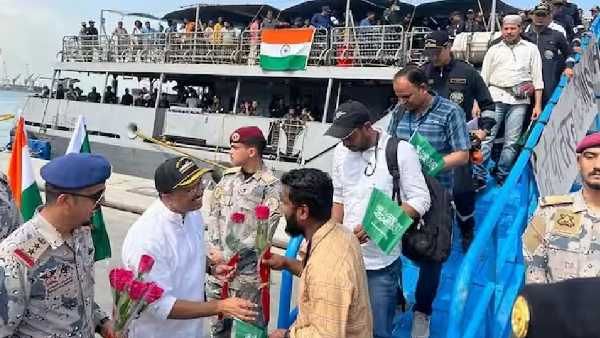 Sudan: సూడాన్ నుంచి భారత్‍కు చేరిన 31 మంది తెలంగాణ వాసులు..