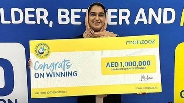 హైదరాబాద్ మహిళకు రూ. 2 కోట్ల దుబాయ్ లాటరీ తగిలింది! రూ. 100 టికెట్‌తో!!