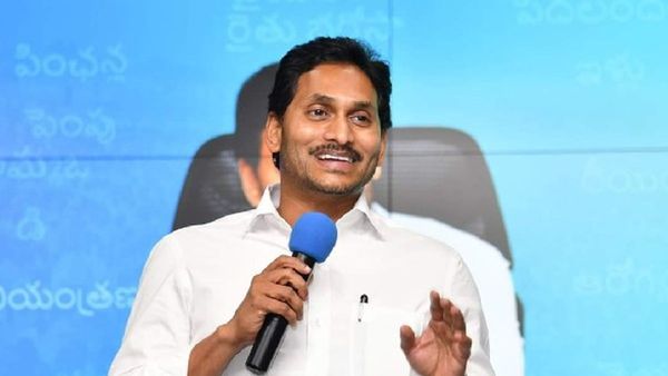 సర్వే నివేదికలు సిద్దం - సీఎం జగన్ కొత్త స్కెచ్..!!