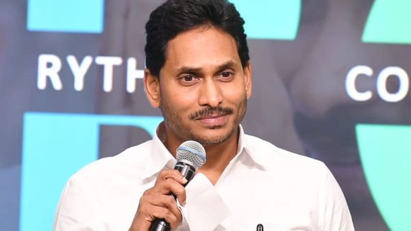పార్టీ సీనియర్లకు సీఎం జగన్ కీలక బాధ్యతలు..!?