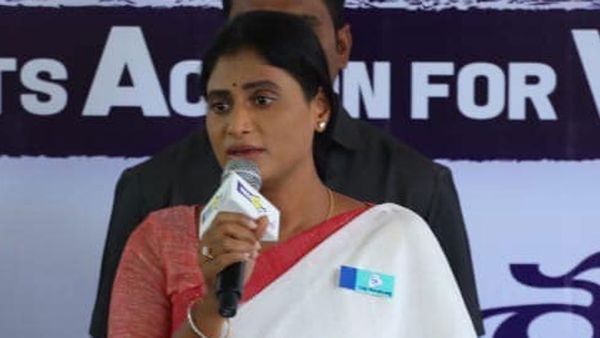 చెప్పేవి శ్రీరంగనీతులు చేసేవి పనికిమాలిన పనులు: కవితకు వైఎస్ షర్మిల చురకలు