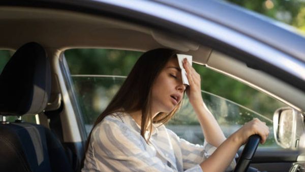 టైర్లు పగిలే ఎండల్లో కార్లలో ప్రయాణం చేస్తున్నారా? అయితే ఈ షాకింగ్ న్యూస్ మీకోసమే!!