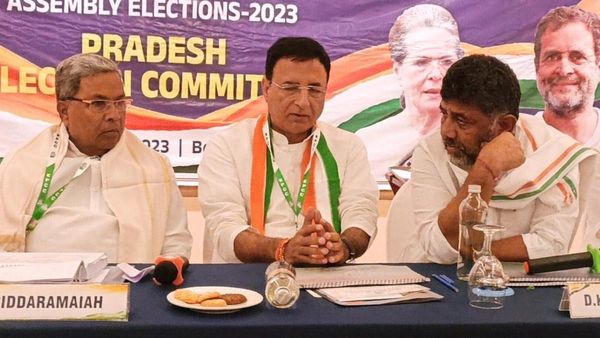 అర్దరాత్రి జూమ్ మీటింగ్ పెట్టుకున్న కాంగ్రెస్ హైకమాండ్, ఆ భయం పట్టుకుంది !