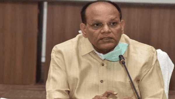 సోమేష్ కుమార్ పై కాంగ్రెస్ సంచలన ఆరోపణలు..!!