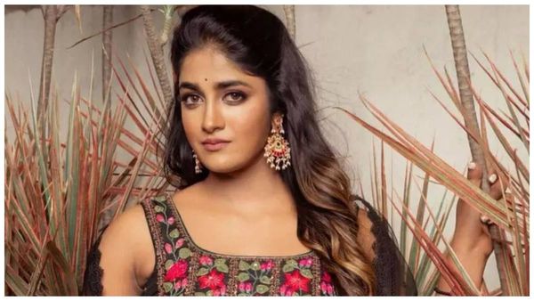 డింపుల్ హయతి ఇంట్లో దూరిన యువతి, యువకుడు: ఏం జరిగిందంటే?