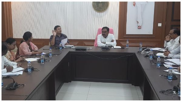 ఊరూ వాడా ఘనమైన పండుగ.!ద‌శాబ్ధి ఉత్స‌వాలు అంబరాన్నంటాలన్న ఎర్రబెల్లి దయాకర్ రావు.!