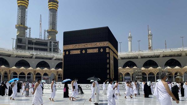 Pakistan: 75 ఏళ్లలో మొదటిసారి హజ్ యాత్రను రద్దు చేసుకున్న పాక్..!