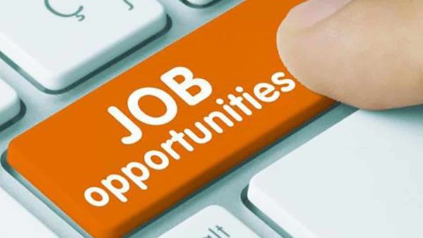 Jobs : పదో తరగతి అర్హతతో 12 వేలకు పైగా ఉద్యోగాలు-రూ.10 వేల నుంచి రూ.30 వేల జీతం..