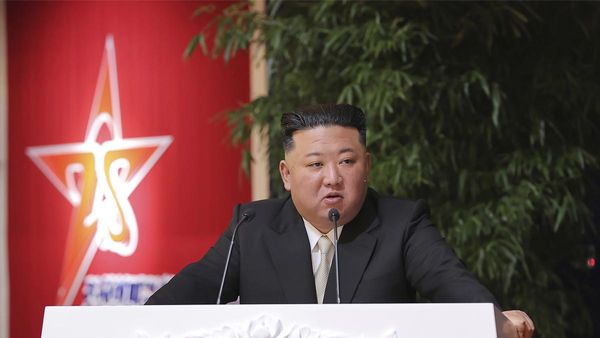 నియంత కిమ్‌జొంగ్ ప్రయత్నాలు సముద్రంపాలు: బెడిసికొట్టిన ప్రయోగం