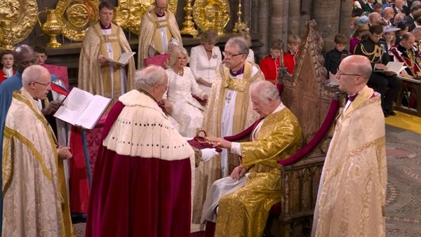 King Charles III : బ్రిటన్ రాజుగా కింగ్ ఛార్లెస్ 3 పట్టాభిషేకం-70 ఏళ్లలో తొలిసారి...