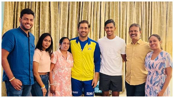 IPL 2023 : ధోనీ చేతుల్లో నా తమ్ముడు సేఫ్- యువ బౌలర్ సోదరి ఎమోషనల్ కామెంట్స్..