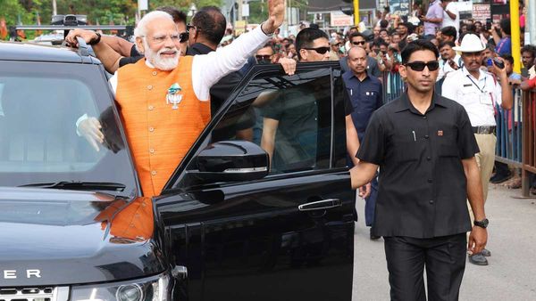 ఐటీ హబ్ చరిత్రలోనే మోదీ అతిపెద్ద రోడ్ షో, భారీ సెక్యూరిటీ, లక్షల్లో ప్రజలు!