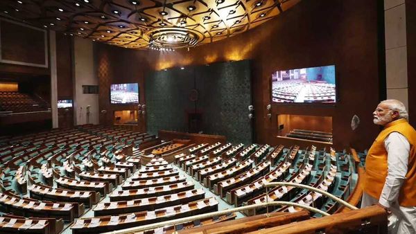 New Parliament: ప్రతిపక్షాల నిర్ణయం బాధకరం.. వారు పార్లమెంటరీ విధానాలనే అవమానిస్తున్నారు..