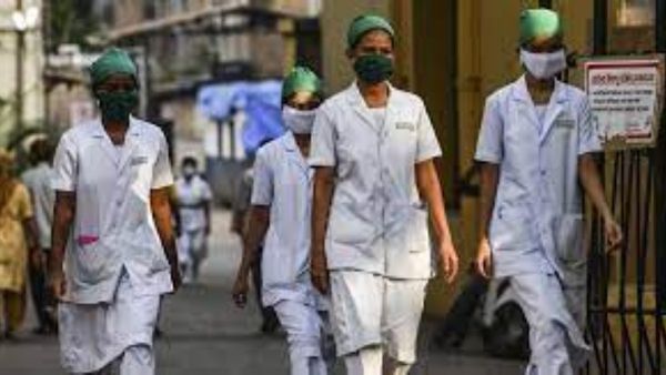 5204 స్టాఫ్ నర్సు పోస్టుల భర్తీకి ఆన్‌లైన్ పరీక్ష: హరీశ్ రావు కీలక ఆదేశాలు