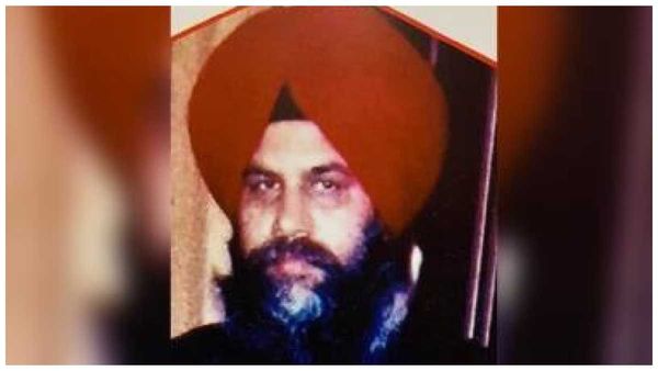 Paramjit Panjwar: పాక్‍లో ఖలిస్తాన్ కమాండో ఫోర్స్ చీఫ్ హతం..