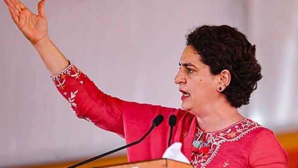 ప్రియాంక సభ..రేవంత్ పక్కా ప్లాన్ : కీలక హామీల ప్రకటన..!!