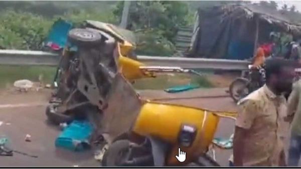 ఘోర ప్రమాదం: బస్సు-ఆటో ఢీ, ఆరుగురు మహిళలు మృతి, మరో నలుగురికి గాయాలు