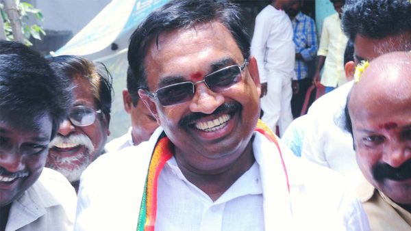 ఆదిరెడ్డి అప్పారావు, వాసుకు హైకోర్టు బెయిల్‌