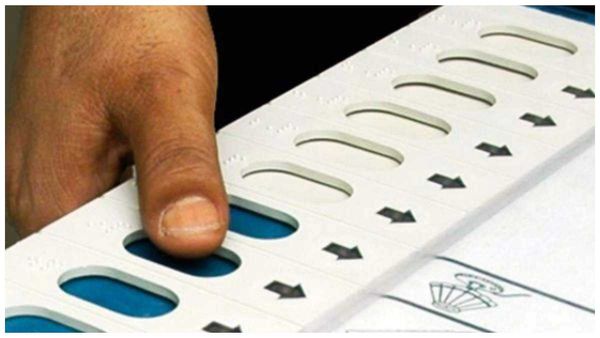 బెంగళూరు హోటల్స్ లో ఫ్రీగా టిఫిన్లు, భోజనాలు, బంపర్ ఆఫర్, ఎన్నికల్లో !