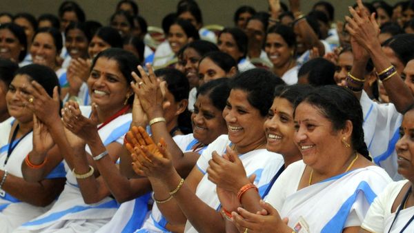 తెలంగాణ ఆశా వర్కర్లకు మంత్రి హరీశ్ రావు గుడ్‌న్యూస్