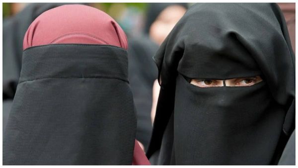 ఆ మహిళలకు రోజు నిద్రలేస్తే అదే పనే, వాళ్లకు వేరే ద్యాస ఉండదు, సార్ అందర్ !