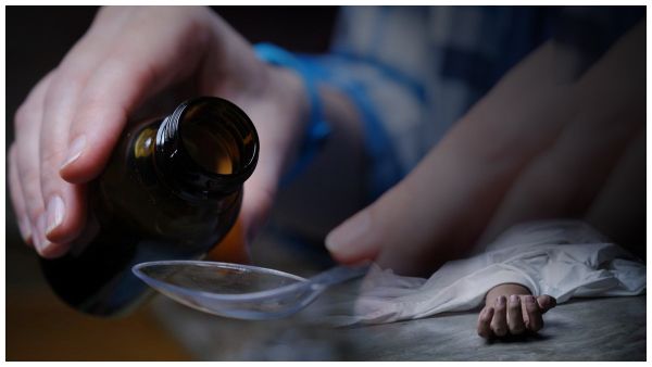 Cough Syrup: కామెరూన్‍లో దగ్గు మందుతో 12 మంది పిల్లల మృతి.. అది ఇండియాలోనే తయారైందా..!