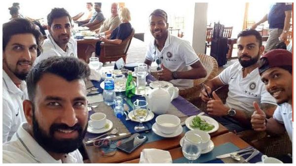 క్రికెటర్లు లంచ్ బ్రేక్ లో ఏం తింటారో తెలుసా?