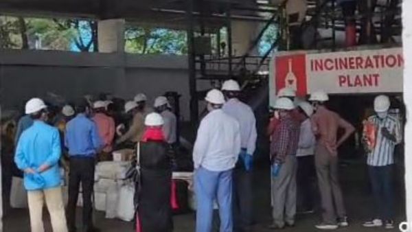 Drugs: రూ.950 కోట్ల విలువైన డ్రగ్స్ ను ధ్వంసం చేసిన అధికారులు..