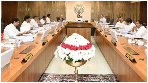 ఏపీ కేబినెట్ సంచలన నిర్ణయాలు-ఉద్యోగాల భర్తీ నుంచి ఉద్యోగుల వరకూ..