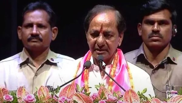 ఇలాంటి దేశాన్ని చూస్తే భయమేస్తోంది: నాగ్‌పూర్‌లో కేసీఆర్ కీలక వ్యాఖ్యలు