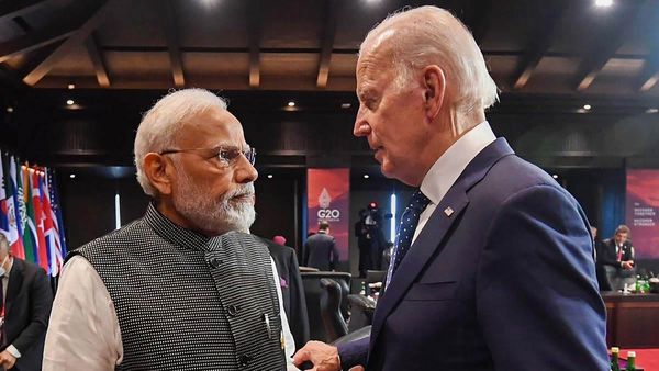 అమెరికాలో మోదీ మేనియా , బైడెన్ ప్రత్యేకంగా - యోగా సెషన్..!!