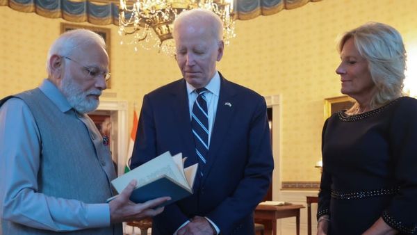 జిల్ బైడెన్ కు ప్రధాని మోదీ అదిరిపోయే గిఫ్ట్ - పీఎం విందులో ప్రత్యేకంగా..!!