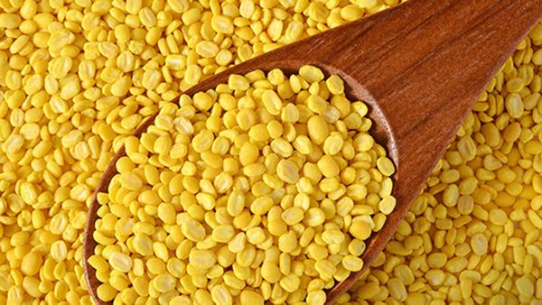 health tips: పెసరపప్పుతో బరువుకు చెక్.. ఆరోగ్య ప్రయోజనాలు తెలిస్తే రోజూ తింటారు!!