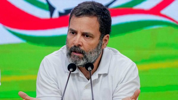 Rahul Gandhi: పీఎస్‍యూలో 2 లక్షల ఉద్యోగాలు మాయం చేశారు.. రాహుల్ ఆరోపణ..