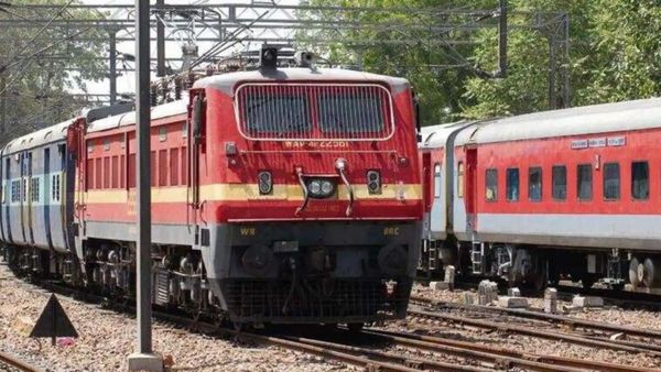 ఒడిశా ఘోర రైలు ప్రమాదం ఎఫెక్ట్: 19 రైళ్లు రద్దు, పూర్తి జాబితా ఇదే