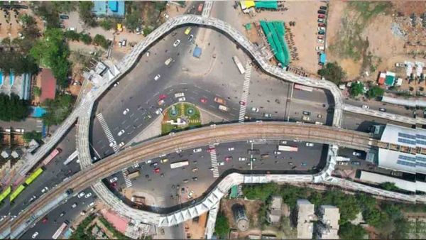 KTR: ఉప్పల్ స్కైవాక్‍ను ప్రారంభించిన కేటీఆర్..