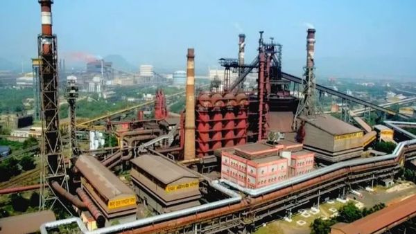 Vizag Steel : ప్రైవేటీకరణ వేళ మరో గుడ్ న్యూస్ చెప్పిన విశాఖ స్టీల్ ప్లాంట్..