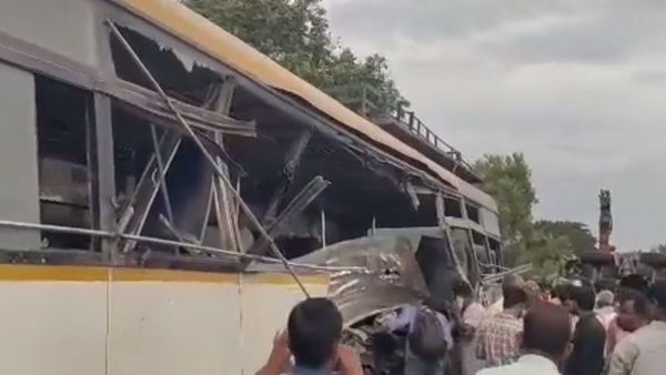 రైల్వే కోడూరు వద్ద ఘోర రోడ్డు ప్రమాదం- ఆరుమంది దుర్మరణం: జగన్ దిగ్భ్రాంతి- నష్టపరిహారం