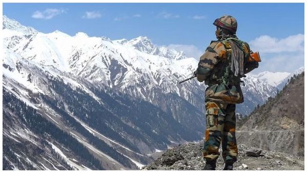 మణిపూర్‌లో నా భార్యను నగ్నంగా ఊరేగించారు: కార్గిల్ వార్ హీరో ఆవేదన