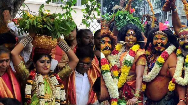 నేడు ఘనంగా బెజవాడ దుర్గమ్మకు తెలంగాణా బంగారు బోనం!!