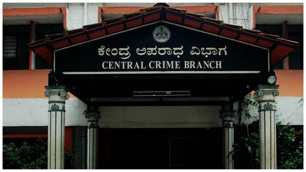 ఐటీ హబ్ లో ఉగ్రదాడులకు భారీ స్కెచ్ ?, పక్కాప్లాన్ తో అరెస్టు చేసిన సీసీబీ, ఐబీ !