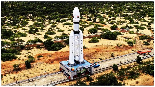 చంద్రయాన్ 3 వ్యోమనౌకకు కూకట్‌పల్లి నుండి విడిభాగాలు!!