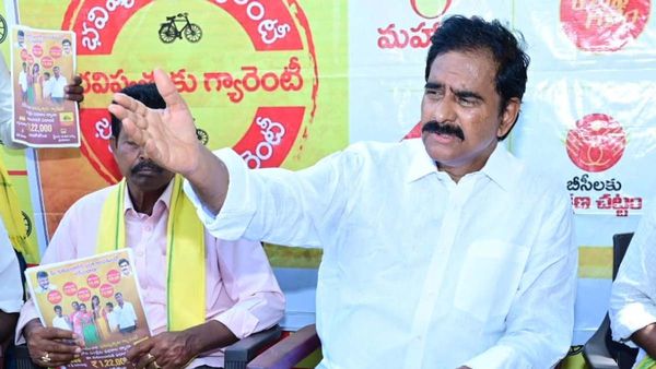 దేవినేని ఉమ ఒంటరవుతున్నారా ? అన్న వర్గం ఎంట్రీతో టికెట్ కోసం పాట్లు!