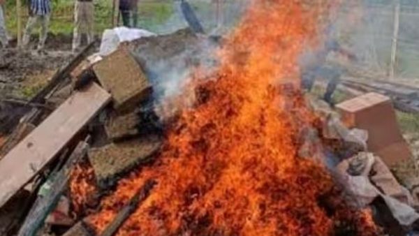 రాజకీయం అంటే ఇదే, రూ. 150 కోట్లు బూడిద, అధికార పార్టీ క్లారిటీతో, లీక్ !